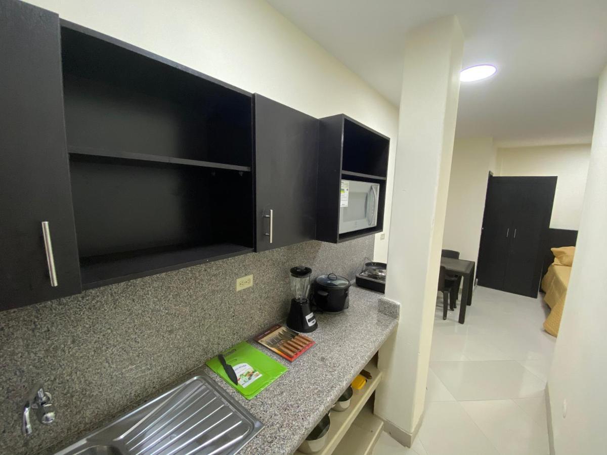 White House Apartment กวายากิล ภายนอก รูปภาพ
